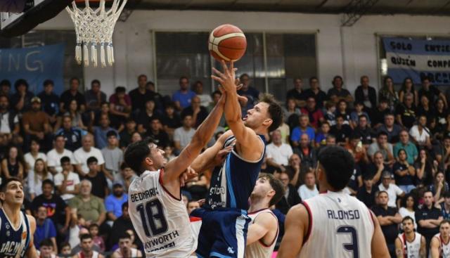 Racing a un paso de la salvaci�n