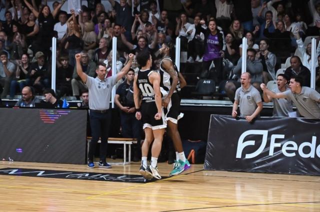 Sur: Central y Pico siguen s�lidos