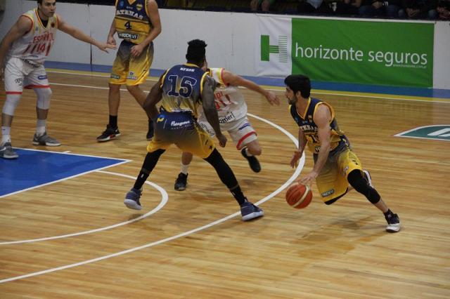 Aull� el Lobo lejos del Bosque