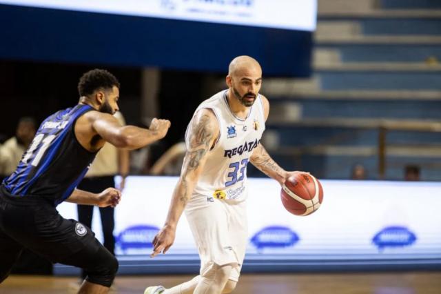 LSB: Regatas comenz con sufrimiento