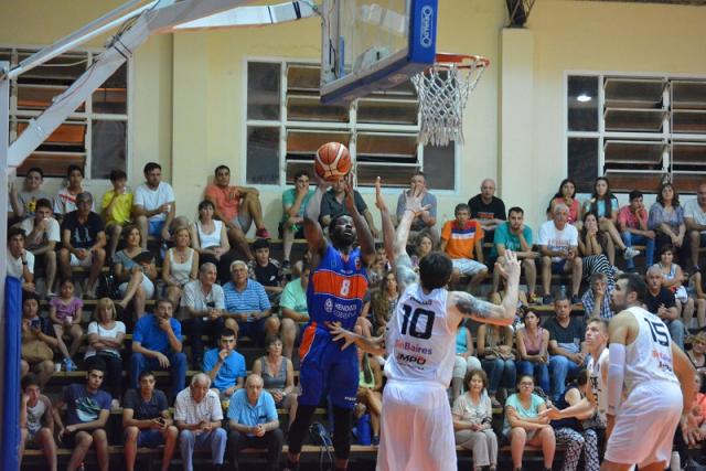 El �nico escolta es Ameghino