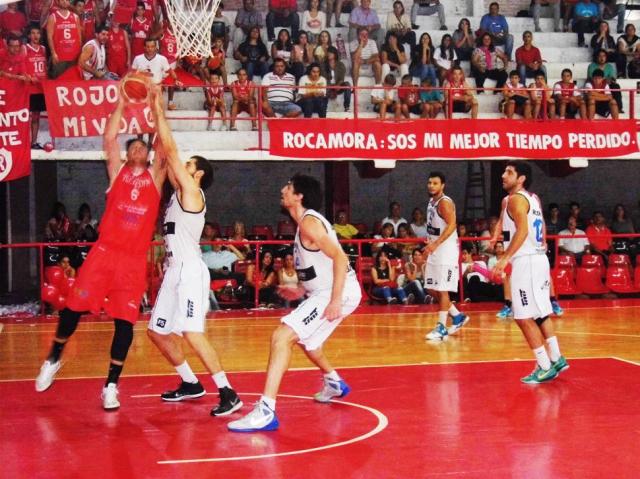 Comunicaciones, el �nico en invertir la local�a